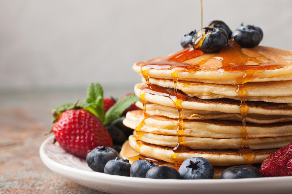 Are Pancakes Better with Honey or Syrup?